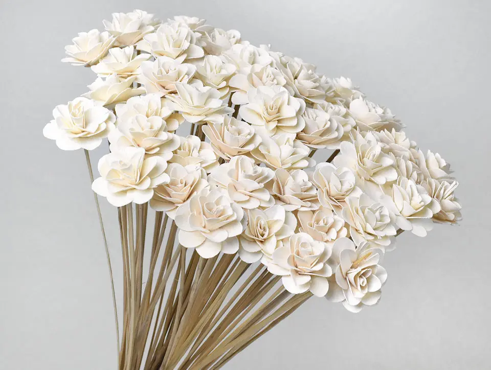 Rose des bois sur tige · lot de 5